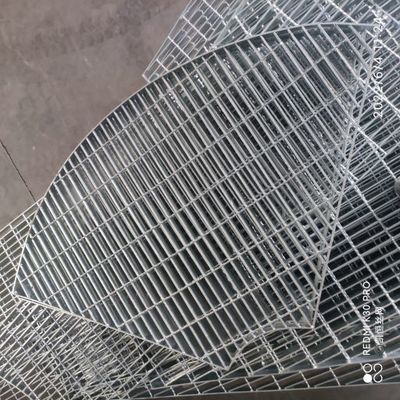 Kohlenstoff der Plattform-Q235 galvanisierte kratzendes kundengebundenes Stahlspezielles geformt