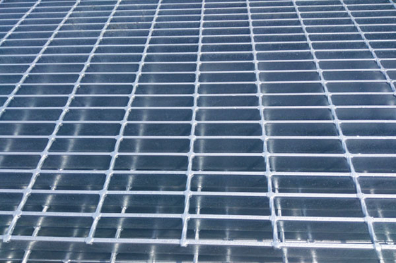 HDP-Metallstahlgehweg-Mesh Grating Grid For Parking-Losbodenbelag