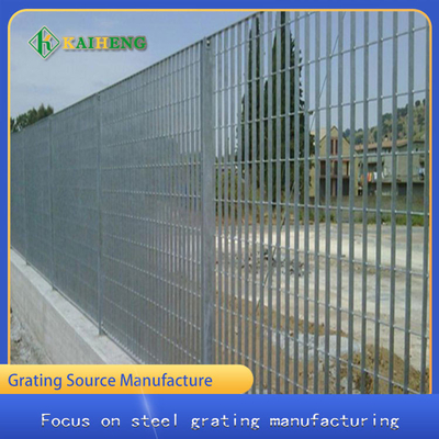 Straßen-1 Zoll-Draht-Mesh Metal Grate Fencing With-Plastikbahnsprühen im Freien