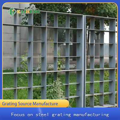 Kohlenstoffstahl-heißes Bad Q235 galvanisierte geschweißten Mesh Fencing Grid Customized